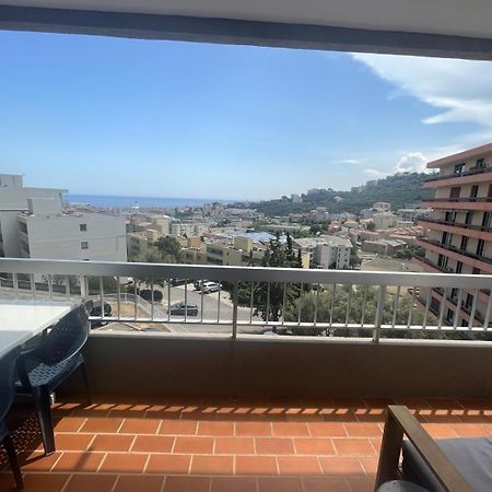 Aloes Appartement Bastia  Buitenkant foto