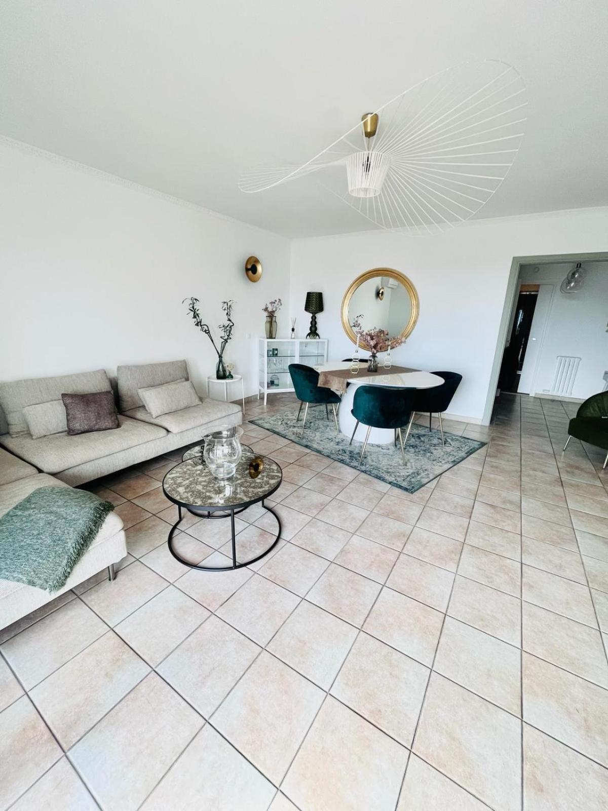 Aloes Appartement Bastia  Buitenkant foto